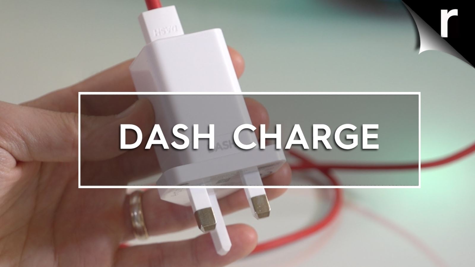 Phân biệt các công nghệ sạc nhanh trên trên di động Phân biệt các công nghệ sạc nhanh trên trên di động