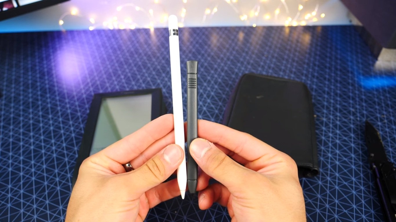 Apple Newton và iPad Pro 10.5: Già gân và người mới