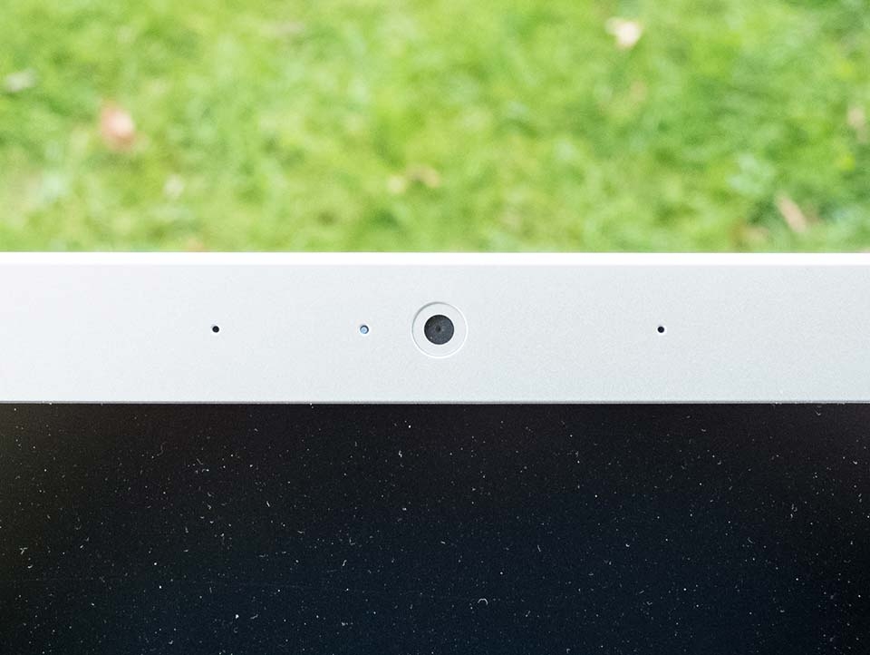 Đánh giá Lenovo Z5170: Chiếc laptop ngon mà rẻ Đánh giá Lenovo Z5170: Chiếc laptop ngon mà rẻ