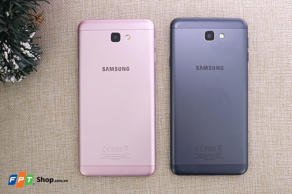 Mở hộp Samsung Galaxy J7 Prime phiên bản màu hồng Mở hộp Samsung Galaxy J7 Prime phiên bản màu hồng