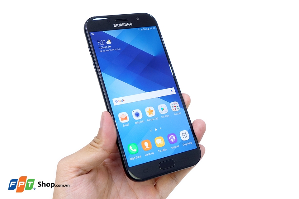 Màn hình hiển thị của Galaxy A7 2017
