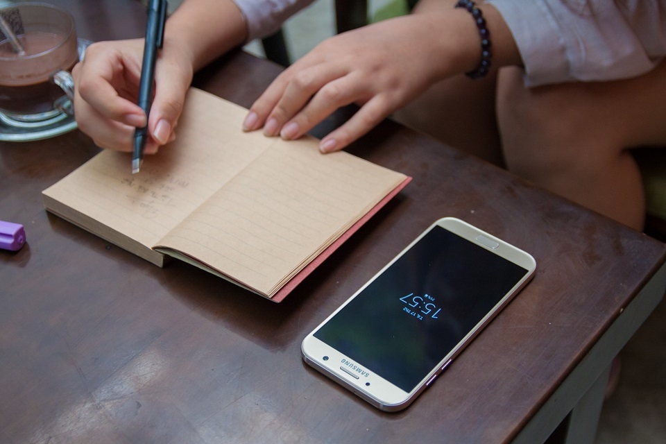 Bộ ảnh Samsung Galaxy A7 2017 (Ảnh 1)