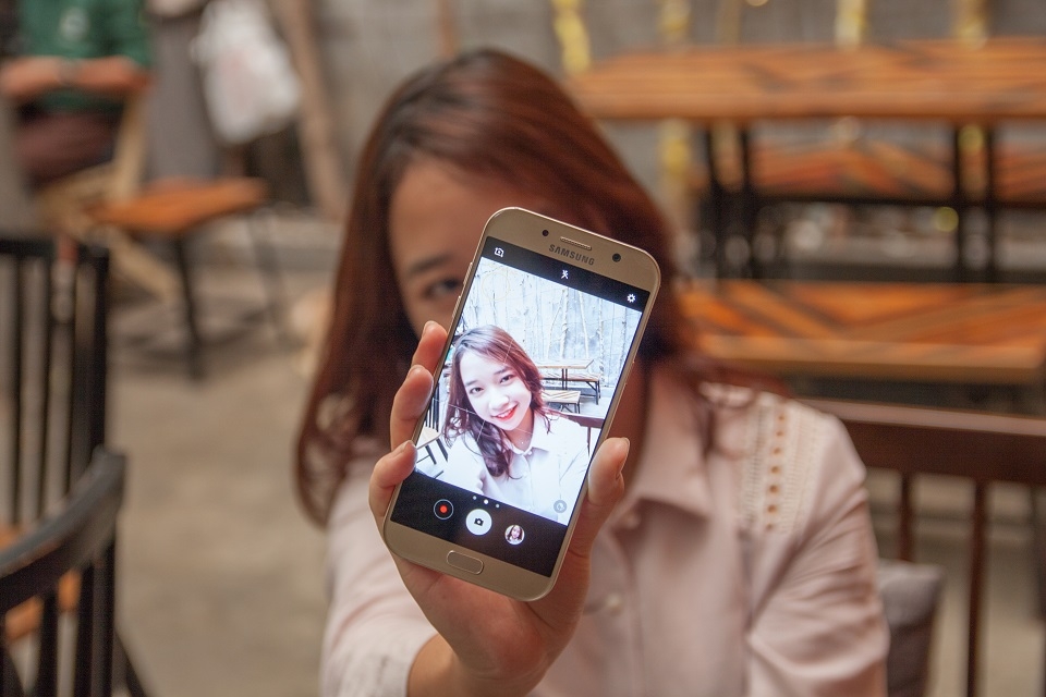 Camera Selfie Samsung Galaxy A 2017