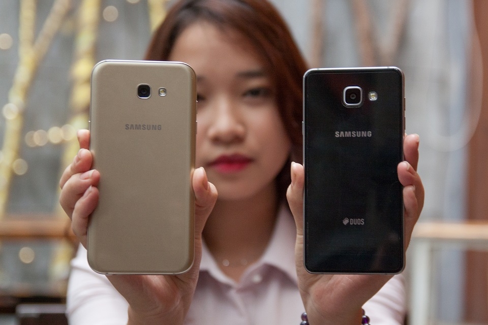 So sánh Galaxy A7 2017 và Galaxy A7 2016