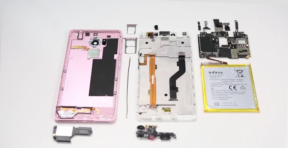 Toàn bộ linh kiện đã được tháo rời