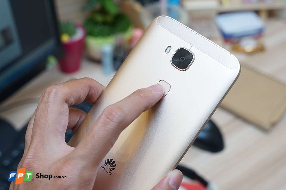 Huawei G7 Plus vs Meizu MX6 1