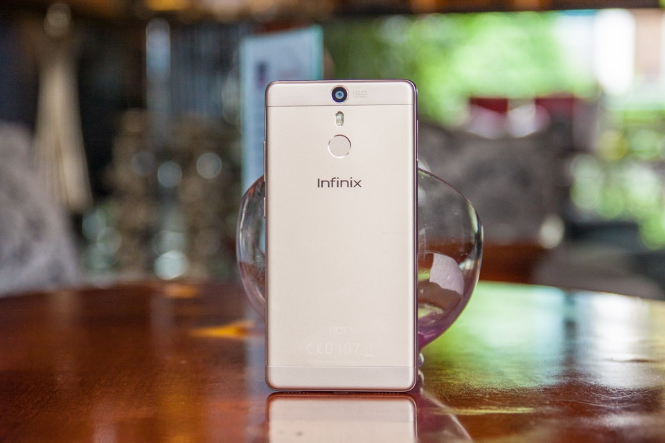Đánh giá tổng quan smartphone giá rẻ Infinix Hot S