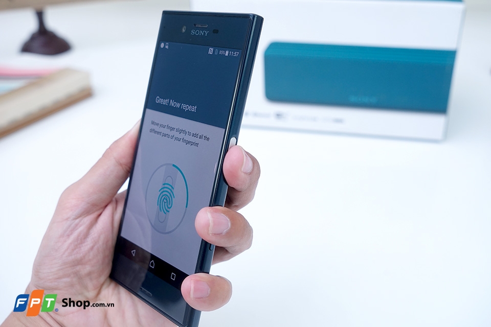 Trên tay Sony Xperia XZ 14 Trên tay Sony Xperia XZ 14
