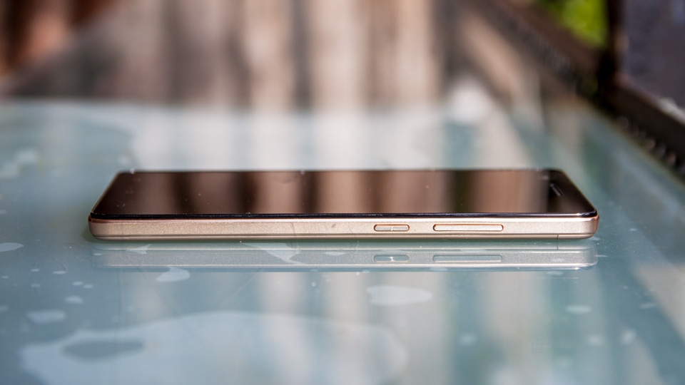 Mở hộp Infinix Hot S: Thiết kế đẹp, vân tay siêu nhạy 13