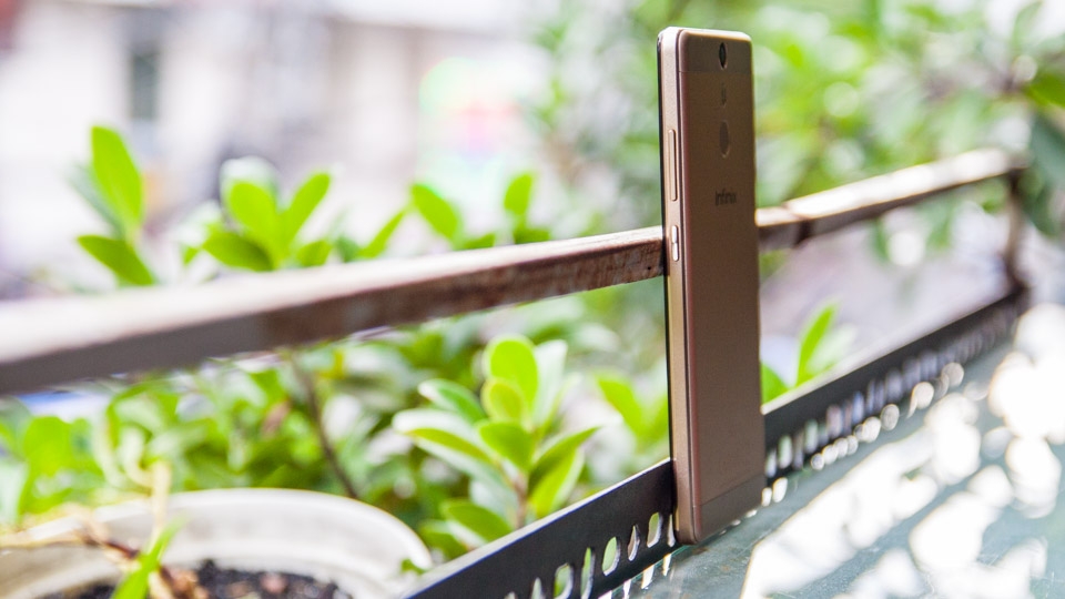 Mở hộp Infinix Hot S: Thiết kế đẹp, vân tay siêu nhạy 2