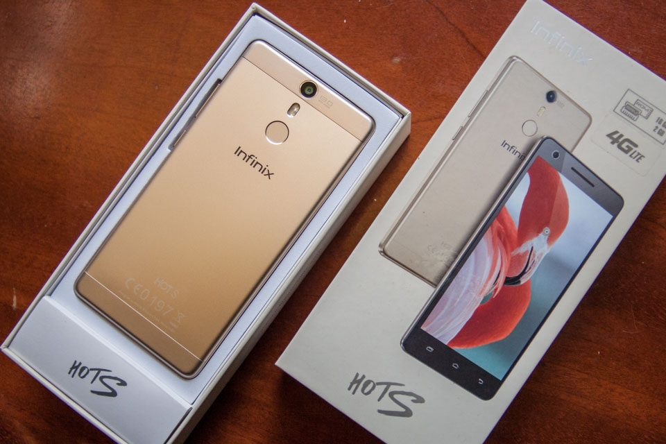 Mở hộp Infinix Hot S: Thiết kế đẹp, vân tay siêu nhạy 1