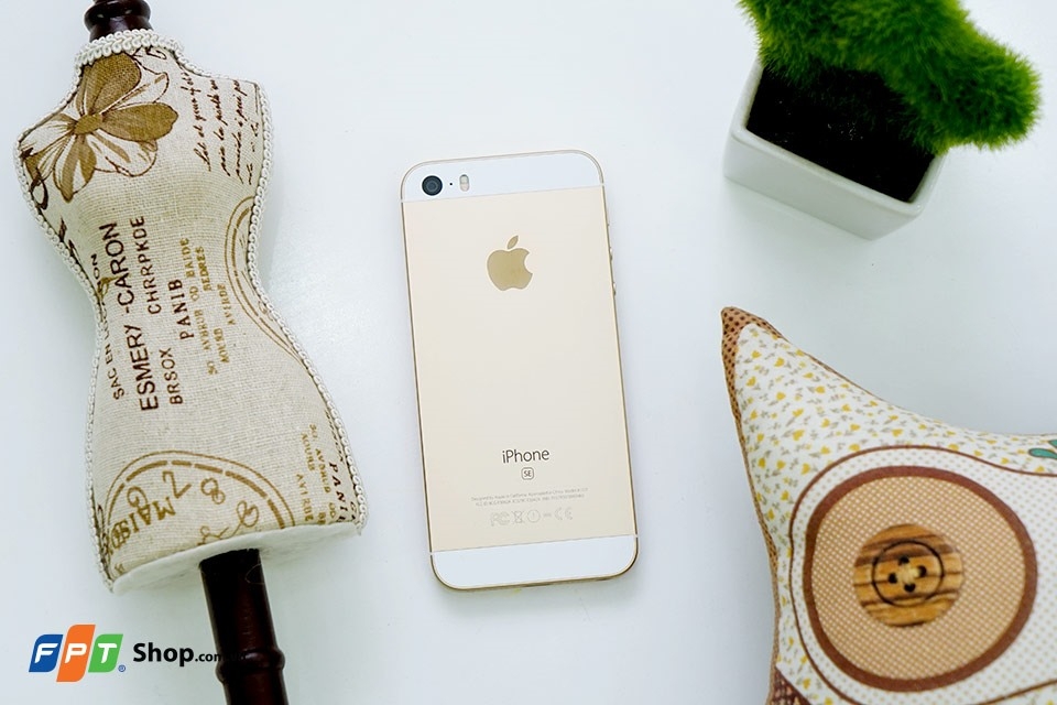 iPhone SE