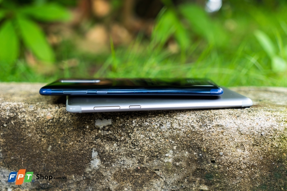 Hai phiên bản màu sắc của Nokia 8 (Ảnh 6) Hai phiên bản màu sắc của Nokia 8 (Ảnh 6)