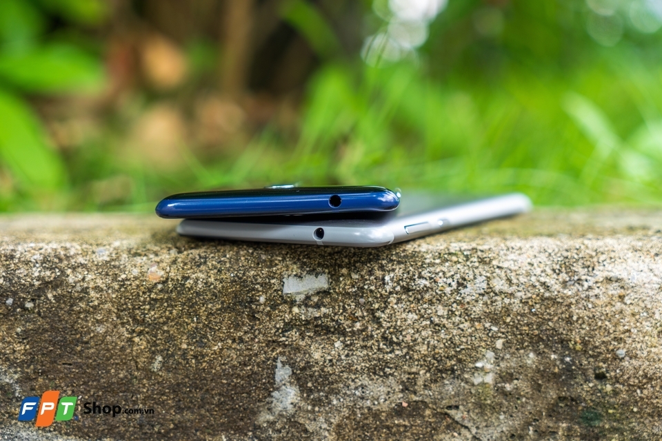 Hai phiên bản màu sắc của Nokia 8 (Ảnh 5) Hai phiên bản màu sắc của Nokia 8 (Ảnh 5)