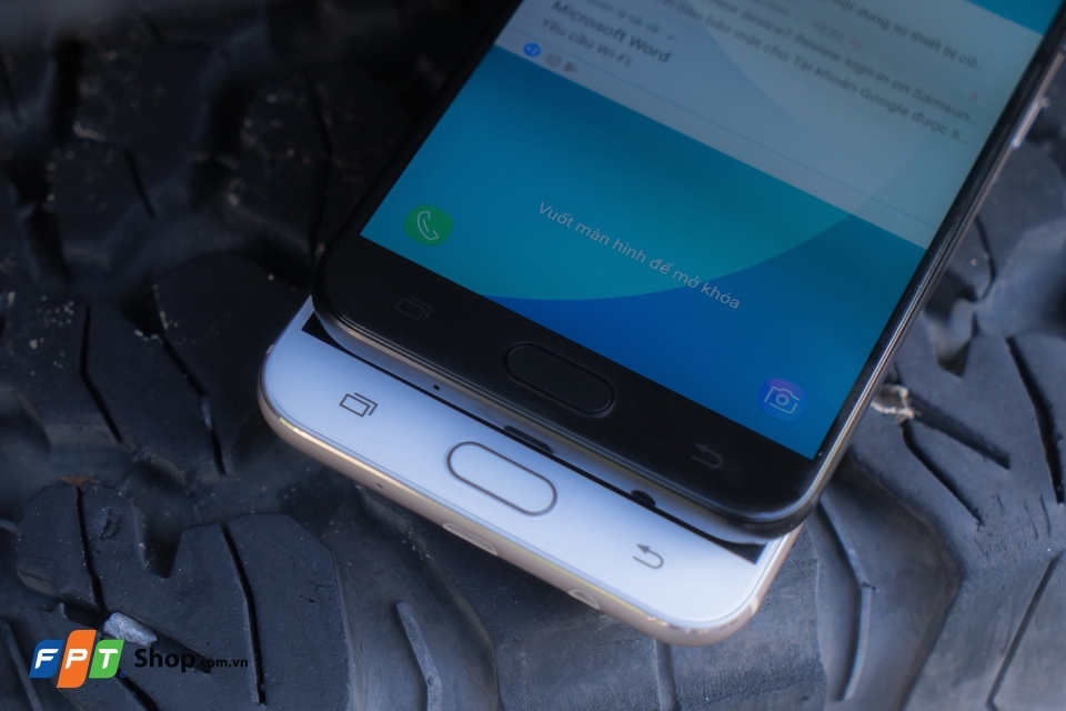 Bộ đôi màu sắc của Samsung Galaxy J7+ (Ảnh 8)