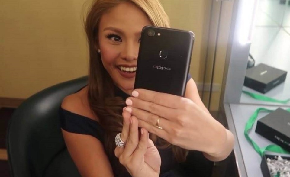 Thông tin về OPPO F5, smartphone không viền của OPPO (Ảnh 1)