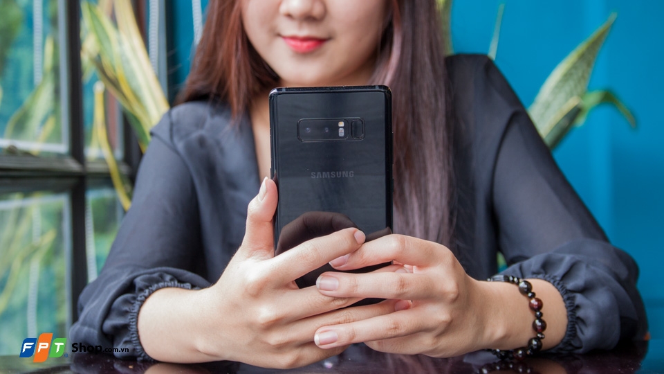 Đánh giá Galaxy Note 8 sau vài ngày trải nghiệm (Ảnh 1) Đánh giá Galaxy Note 8 sau vài ngày trải nghiệm (Ảnh 1)