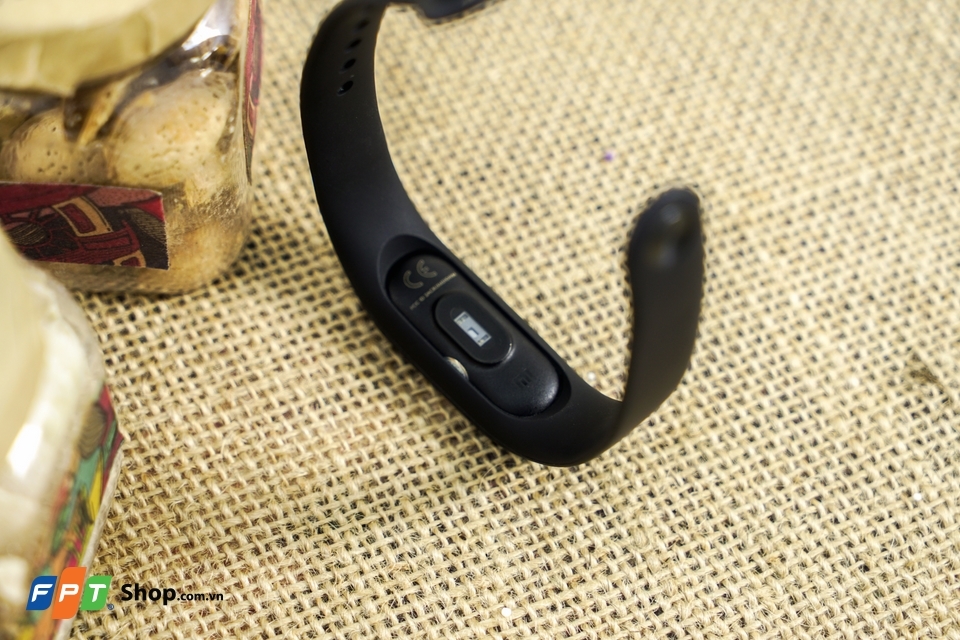 Những yếu tố tạo nên sức hấp dẫn cho Xiaomi Mi Band 2 (Ảnh 4)
