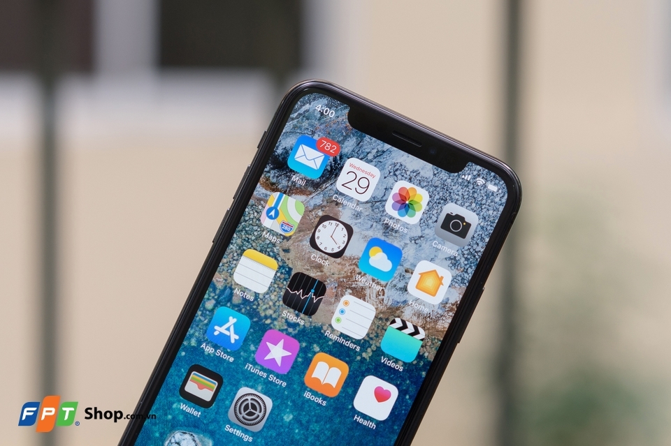iPhone X (Ảnh 3)
