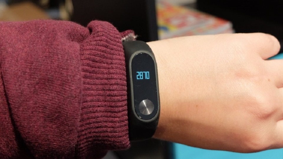 Những điều có thể bạn chưa biết về Xiaomi Mi Band 2 (Ảnh 2) Những điều có thể bạn chưa biết về Xiaomi Mi Band 2 (Ảnh 2)
