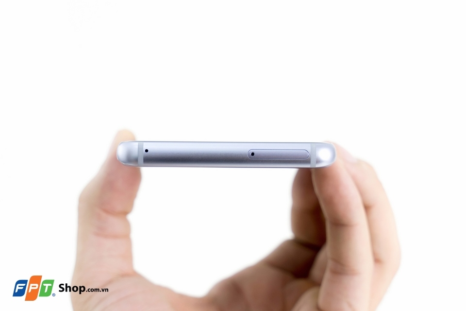 Samsung Galaxy A8 (2018) (Ảnh 11)