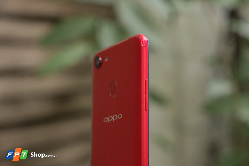 Mở hộp OPPO F5 Red bản 4GB RAM (Ành 15)
