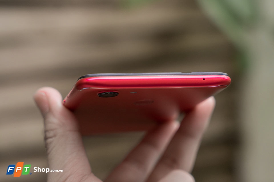 Mở hộp OPPO F5 Red bản 4GB RAM (Ành 17)