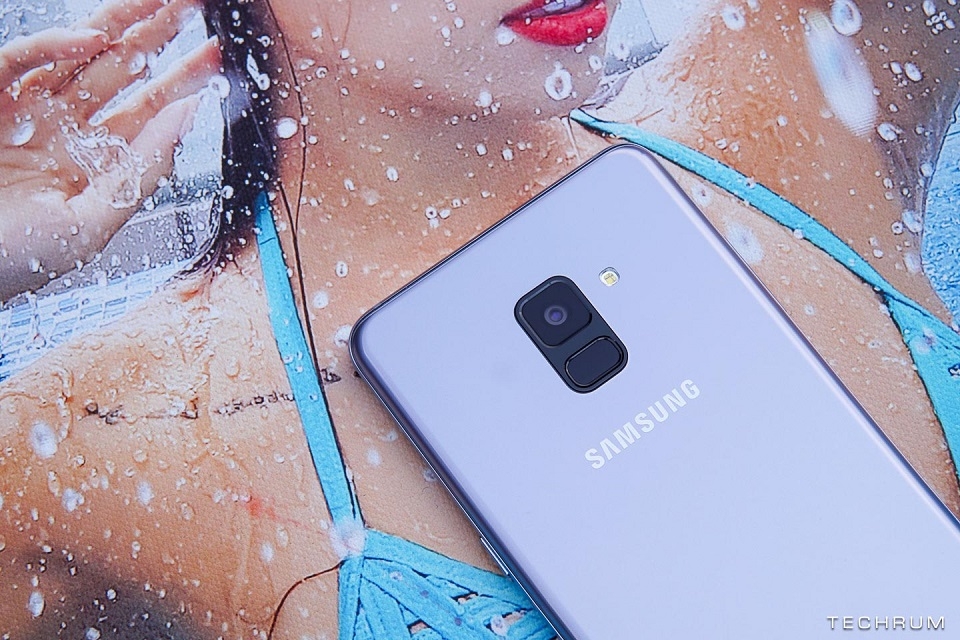 Khám phá bộ quà khi đặt mua Samsung Galaxy A8 2018