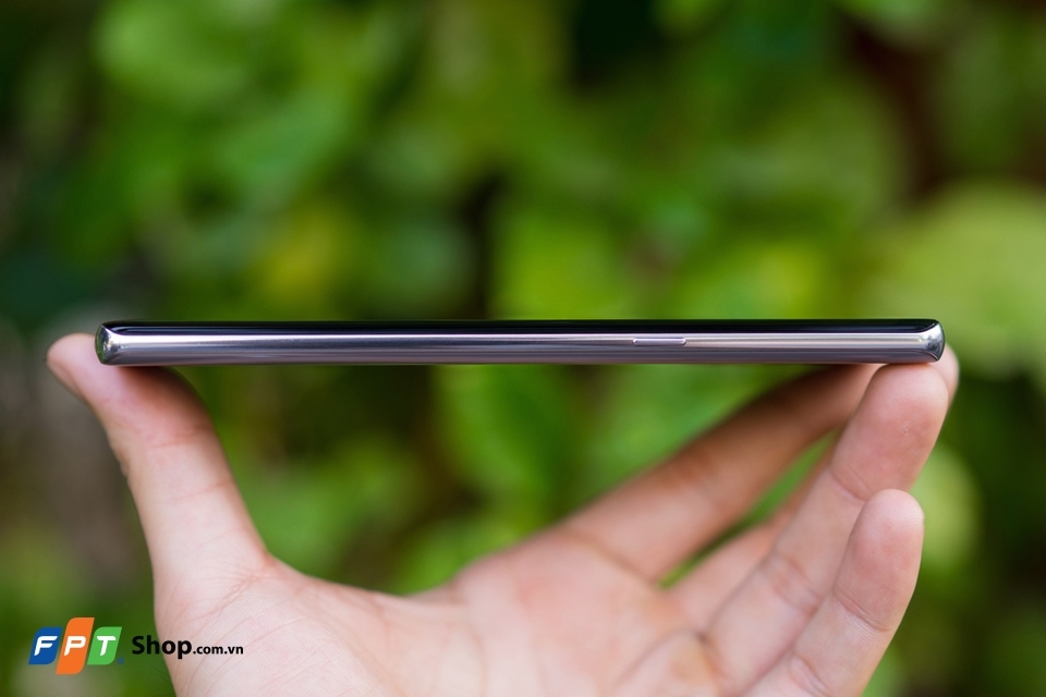 Trên tay Galaxy Note 8 Orchid Grey: Màu sắc độc đáo (Ảnh 8)