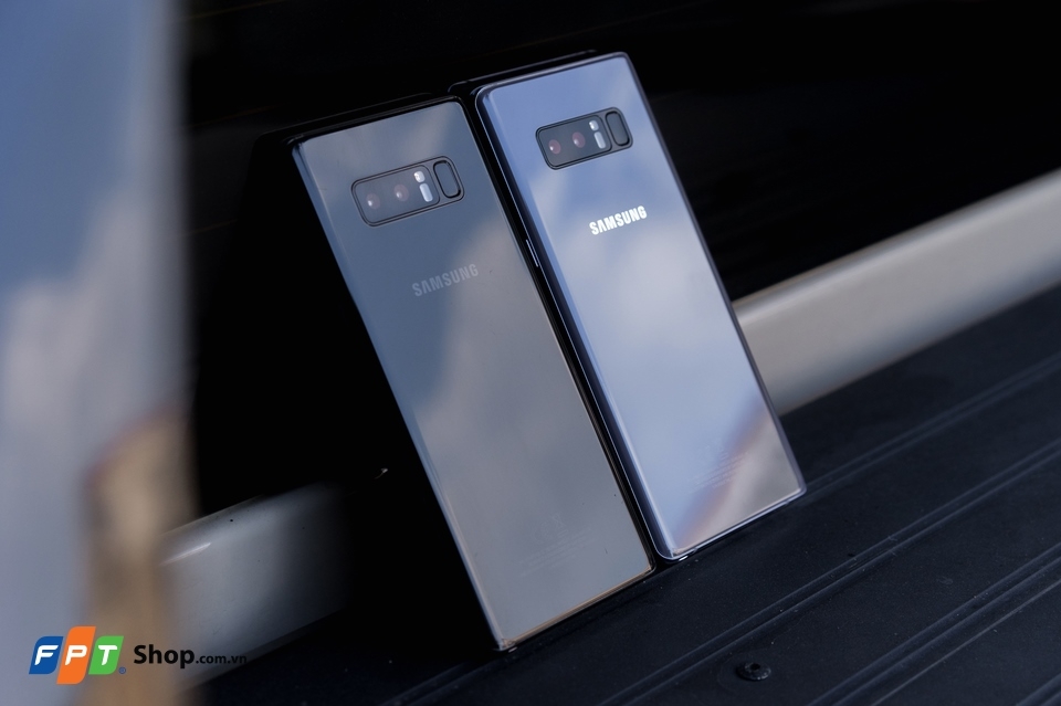 Trên tay Galaxy Note 8 Orchid Grey: Màu sắc độc đáo (Ảnh 14)