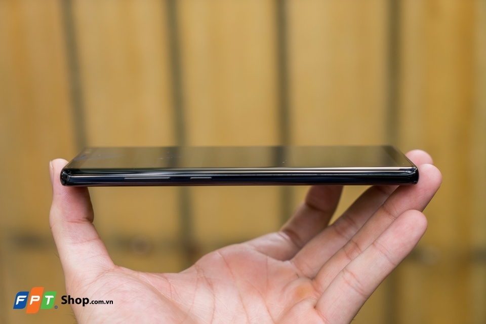 Trên tay Samsung Galaxy Note 8: Siêu phẩm dòng Note (Ảnh 5) Trên tay Samsung Galaxy Note 8: Siêu phẩm dòng Note (Ảnh 5)