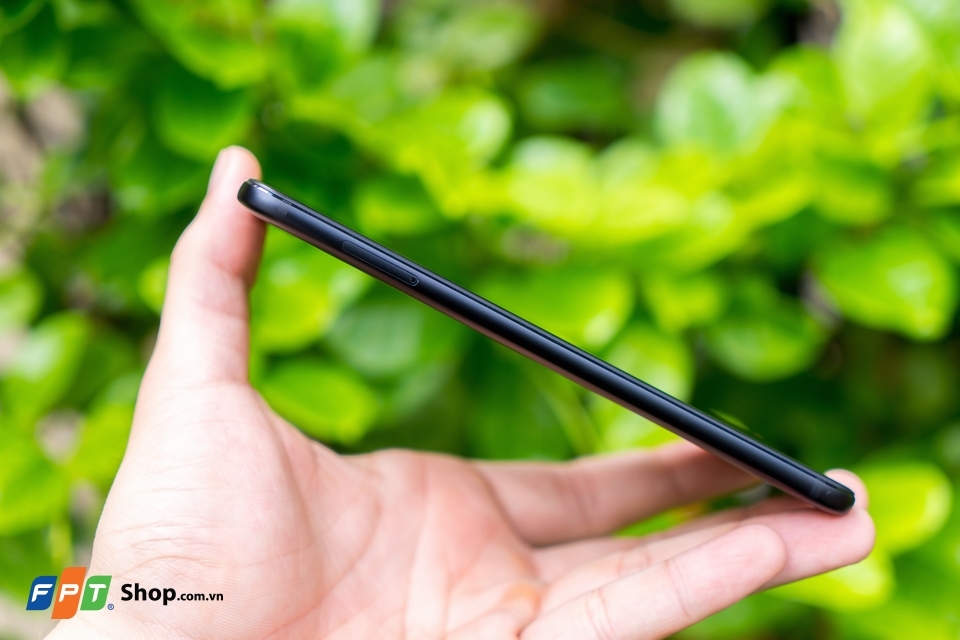 Mở hộp Xiaomi Mi A1: Dual camera 12MP, chỉ 6 triệu (Ảnh 11) Mở hộp Xiaomi Mi A1: Dual camera 12MP, chỉ 6 triệu (Ảnh 11)