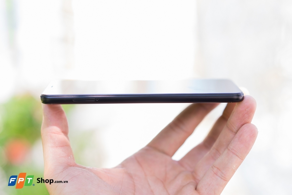 Trên tay Xiaomi Redmi 5: Thêm lựa chọn dưới 3 triệu (Ảnh 9)