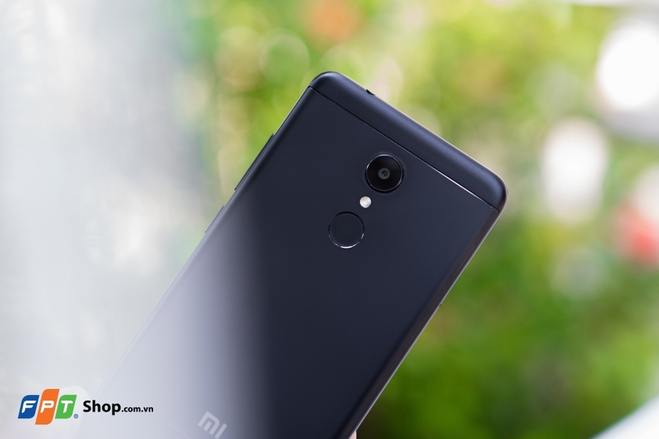 Trên tay Xiaomi Redmi 5: Thêm lựa chọn dưới 3 triệu (Ảnh 11)