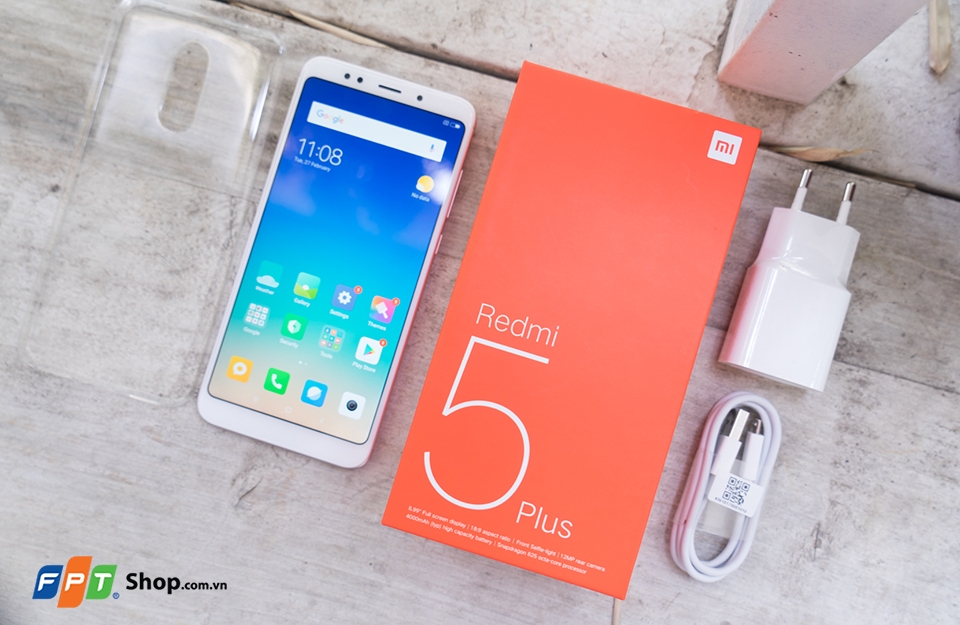 Trên tay smartphone giá rẻ Xiaomi Redmi 5 Plus (Ảnh 7) Trên tay smartphone giá rẻ Xiaomi Redmi 5 Plus (Ảnh 7)
