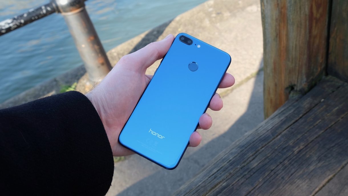 So sánh cấu hình Xiaomi Redmi 5 Plus và Honor 9 Lite (Ảnh 7)