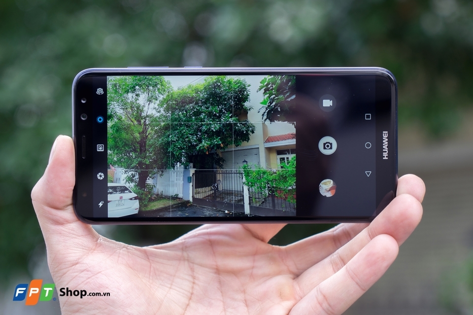 Trên tay nhanh Huawei Nova 2i phiên bản Aurora Blue (Ảnh 14)