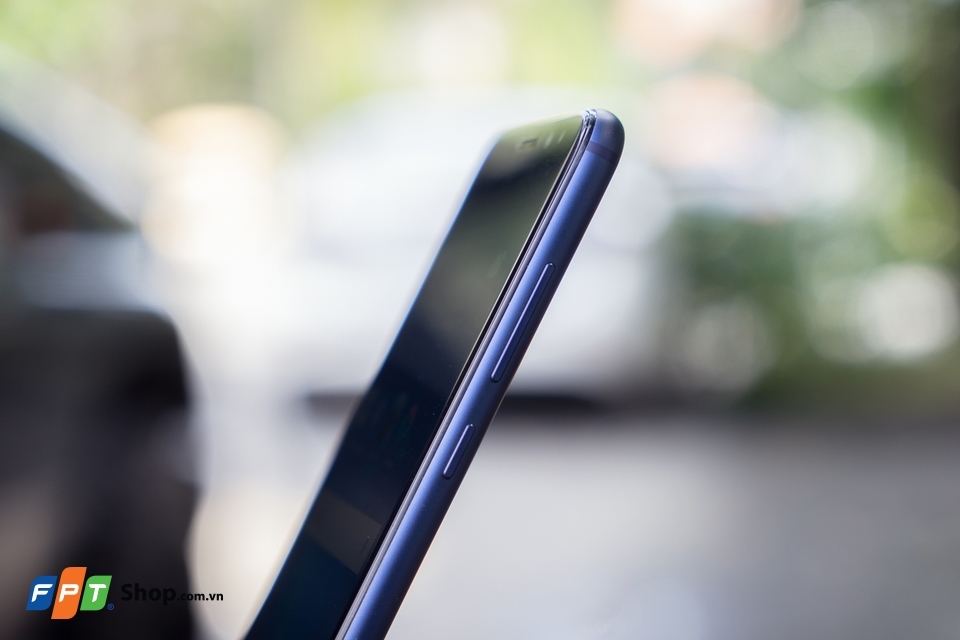 Trên tay nhanh Huawei Nova 2i phiên bản Aurora Blue (Ảnh 10)