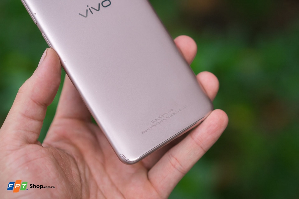 Trên tay Vivo V7 (Ảnh 14)