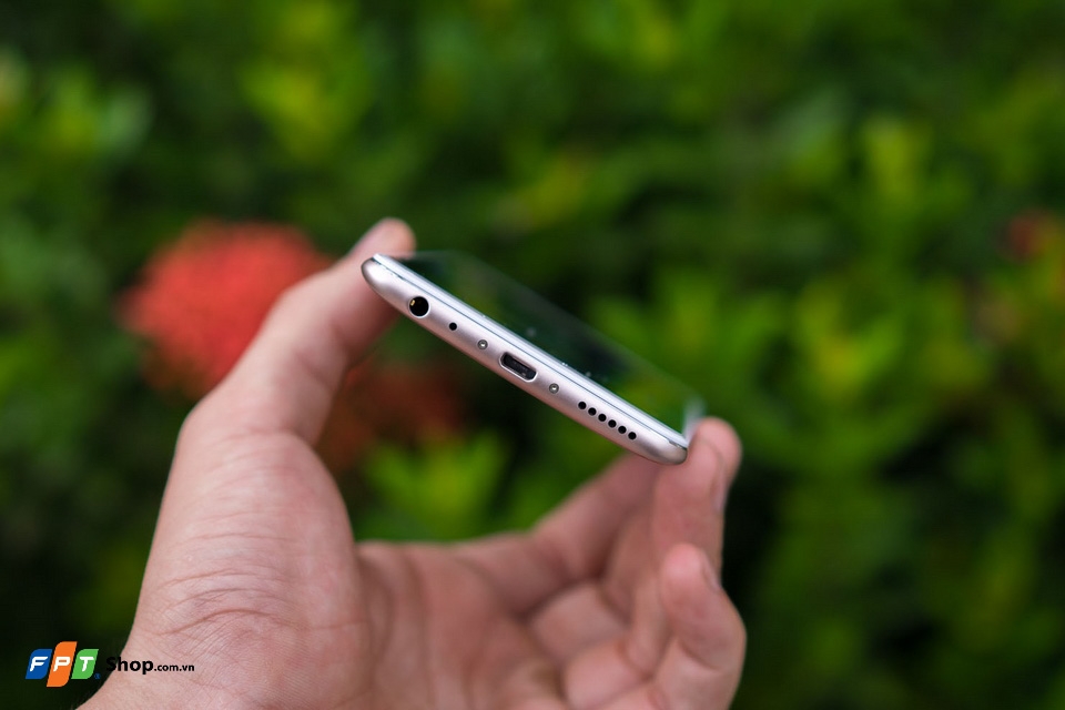 Trên tay Vivo V7 (Ảnh 9)
