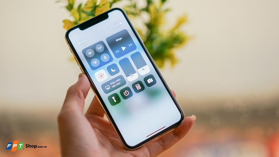 Trên tay iPhone X (Ảnh 6) Trên tay iPhone X (Ảnh 6)