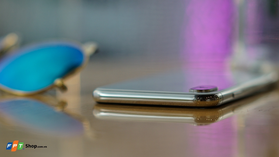 Trên tay iPhone X (Ảnh 7) Trên tay iPhone X (Ảnh 7)