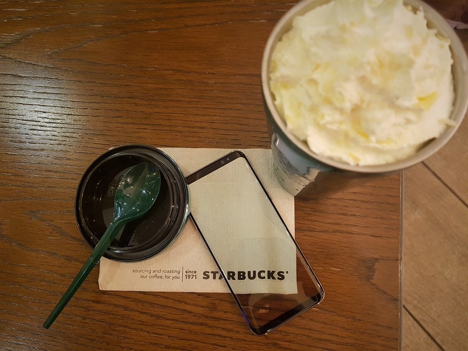 Trải nghiệm giải trí với màn hình vô cực Galaxy S8 (Ảnh 3)