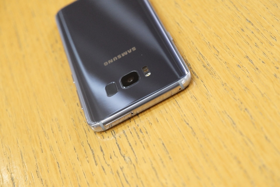 Mở hộp Samsung Galaxy S8 (Ảnh 3) Mở hộp Samsung Galaxy S8 (Ảnh 3)