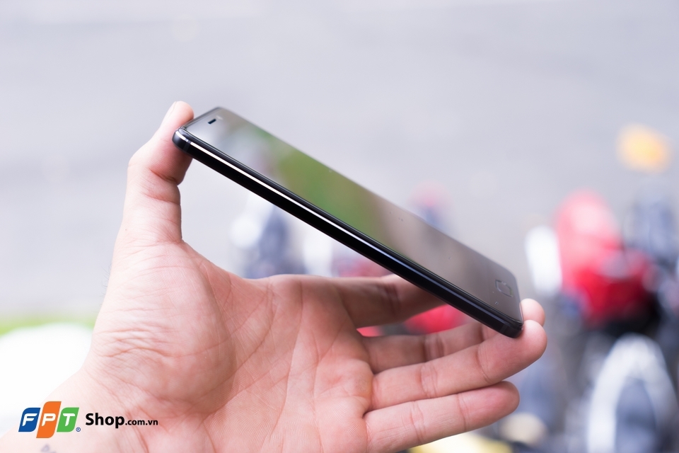 Mở hộp và trên tay MEIZU M6 Note: 2 Camera, giá mềm (Ảnh 12) Mở hộp và trên tay MEIZU M6 Note: 2 Camera, giá mềm (Ảnh 12)