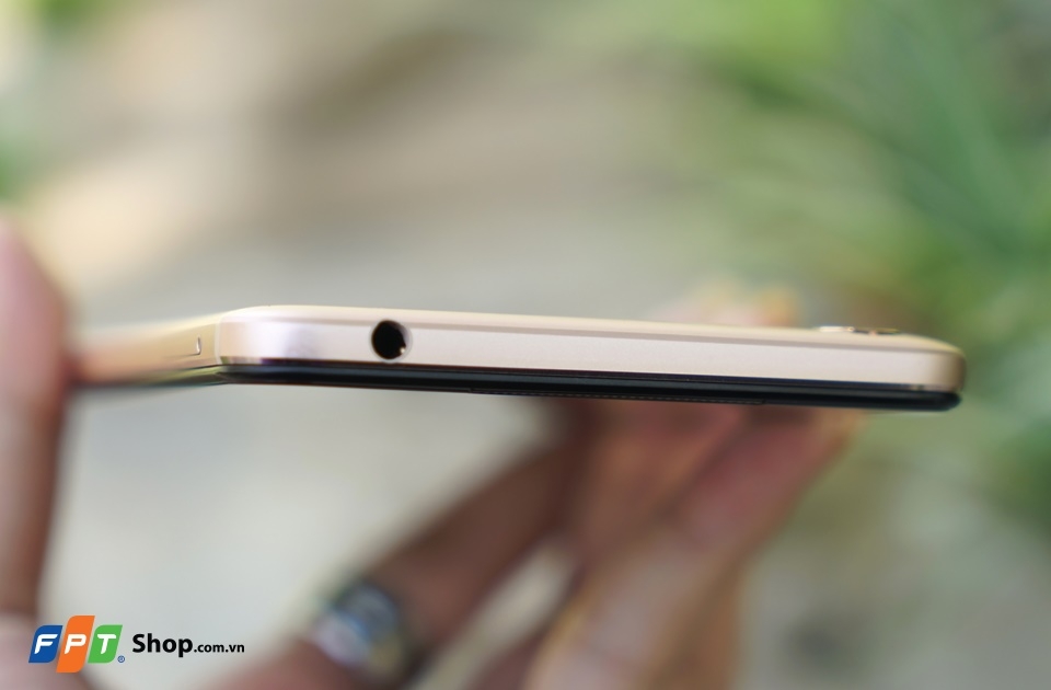 Trên tay Tecno Camon CX: Camera selfie thông số 16MP (Ảnh 13)