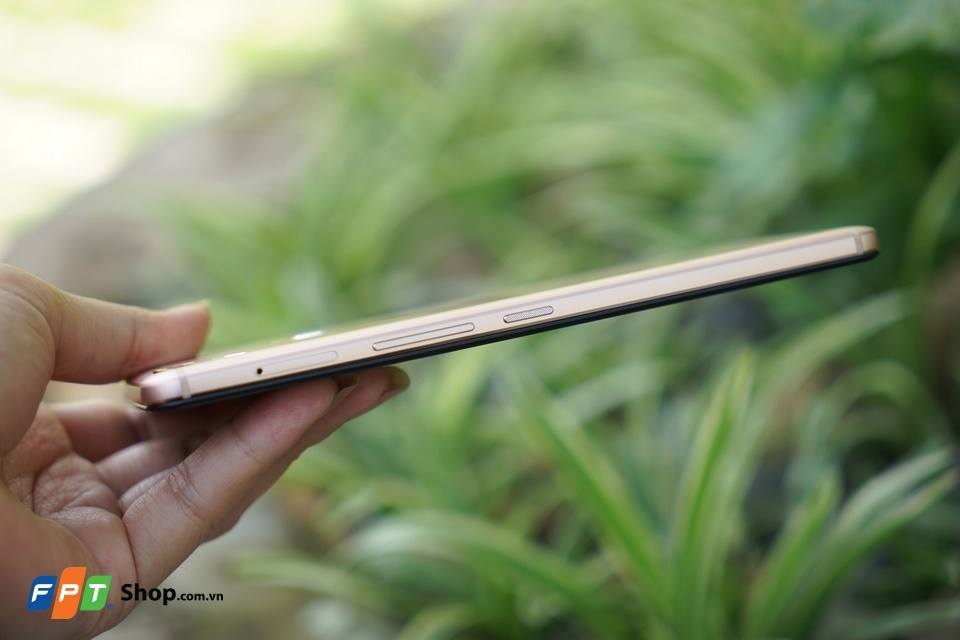 Trên tay Tecno Camon CX: Camera selfie thông số 16MP (Ảnh 15)
