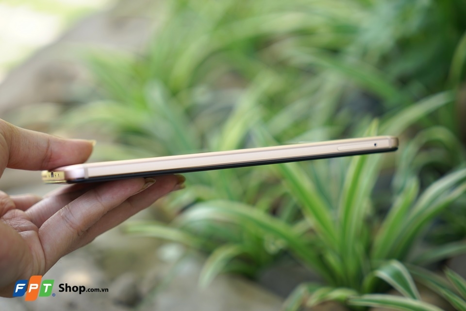 Trên tay Tecno Camon CX: Camera selfie thông số 16MP (Ảnh 16)