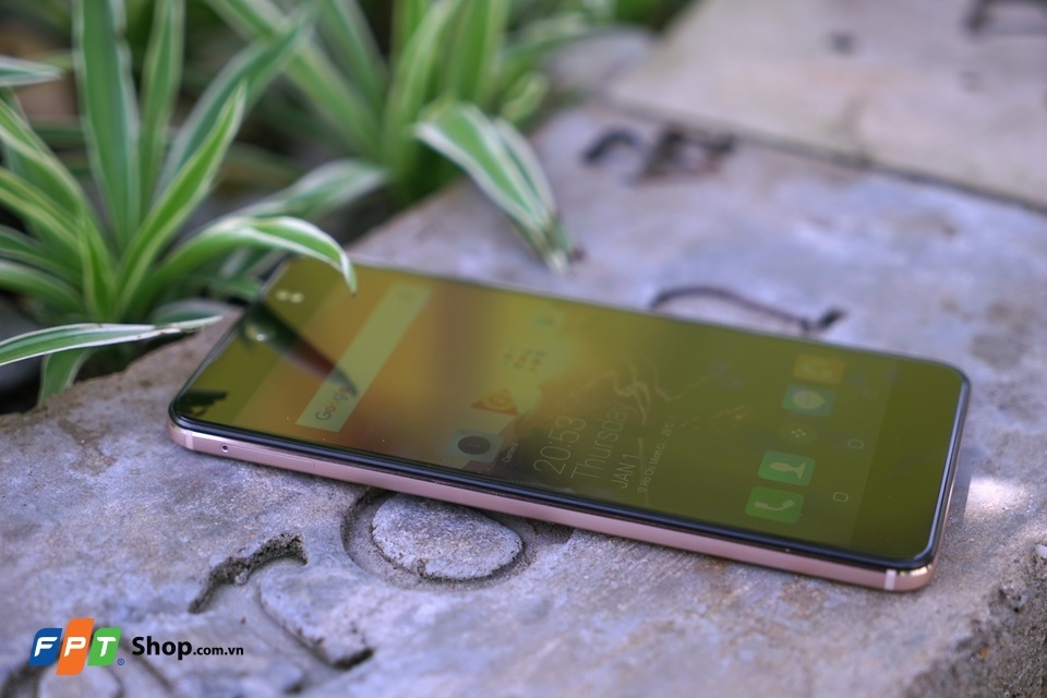 Trên tay Tecno Camon CX: Camera selfie thông số 16MP (Ảnh 7)