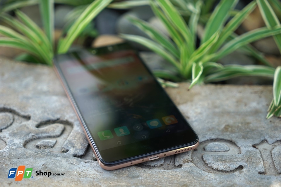 Trên tay Tecno Camon CX: Camera selfie thông số 16MP (Ảnh 9)